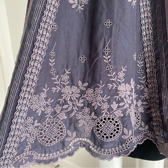 Johnny was blue embroidered blouse - Picture 8 of 15